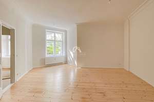 SCHMUCKSTÜCK IM WINSKIEZ! KLASSISCHE SCHÖNE UND RENOVIERTE ALTBAUWOHNUNG! PROVISIONSFREI! – Winsstr. 51, 10405 Prenzlauer Berg, Berlin – Vorschaubild 3