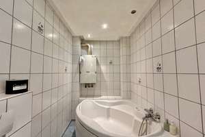 Charmantes Reihenmittelhaus mit Kamin und Garten – Die vollständige Adresse der Immobilie erhältst du vom Anbieter., 58762 Altena – Vorschaubild 8