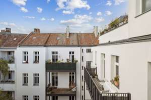 Altbautraum mit 50 m² Garten – stilvolle 3-Zimmer-Wohnung im sanierten Gründerzeithau – Die vollständige Adresse der Immobilie erhältst du vom Anbieter., 14057 Charlottenburg, Berlin – Vorschaubild 10