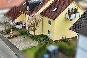 Exklusives Familienanwesen mit Einliegerwohnungen, Naturteich und außergewöhnlichem Raumkonzept – Die vollständige Adresse der Immobilie erhältst du vom Anbieter., 97708 Bad Bocklet – Vorschaubild 1