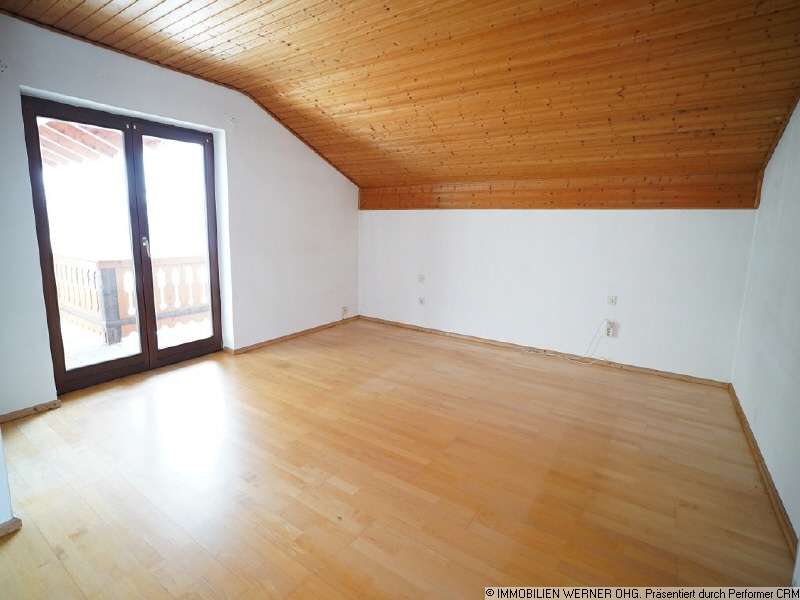 Immobilie in Feldkirchen-Westerham - ***Perfekt für 2-Generationen-Wohnen * Gute Lage! * ZFH ähnl. DH mit großzügigem Grundstück*** - Bild 7