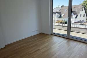 Exklusive Penthousewohnung mit umlaufender Südterrasse, privatem Aufzug und Stellplatz – Hermann-Löns-Str. 22, 51469 Hand, Bergisch Gladbach – Vorschaubild 8