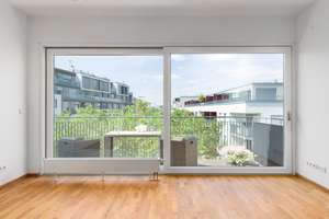Provisionsfrei: Renovierte 2-Zimmer-Endetage (5 OG.) mit Balkon, Aufzug und TG-Stellplatz – Scharnhorststraße 3b, 10115 Mitte (Ortsteil), Berlin – Vorschaubild 2