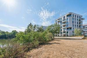 Wohnen auf höchstem Niveau - Exklusive 3-Zimmer-Wohnung mit Tiefgaragenstellplatz & Seeblick – Die vollständige Adresse der Immobilie erhältst du vom Anbieter., 40549 Heerdt, Düsseldorf – Vorschaubild 3