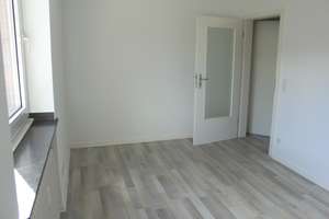 Drei-Zimmer-Wohnung in Düsseldorf-Gerresheim, Balkon, hell, zentral + ruhig, hofseitiger Garten – Unter den Eichen 27, 40625 Gerresheim, Düsseldorf – Vorschaubild 13