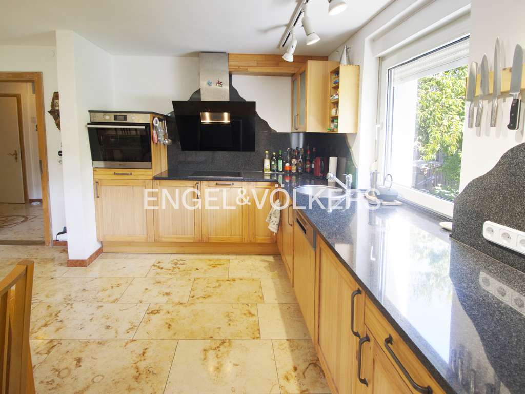 Immobilie in Bad Abbach - Energetisch optimiertes Wohnjuwel                                                                ... - Bild 4