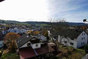 Aussichtslage - Stadt Regen: 3-Fam-Haus m. 270 m2 Wohnfläche - auf Wunsch kurzfristig beziehbar! – Die vollständige Adresse der Immobilie erhältst du vom Anbieter., 94209 Regen – Vorschaubild 21