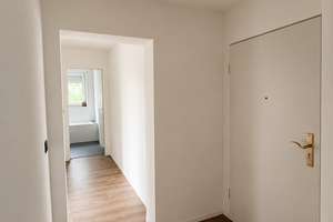 Top sanierte 3-Raum-Eigentumswohnung - ideal für Eigennutzer & Kapitalanleger – Am Weißiger Bach 147a, 1328 Weißig, Dresden – Vorschaubild 2