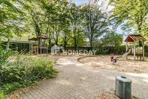 Durchdachter Grundriss & urbane Ruhe: modernisiertes Wohlfühldomizil mit zwei Loggien in Bestlage – Die vollständige Adresse der Immobilie erhältst du vom Anbieter., 40474 Golzheim, Düsseldorf – Vorschaubild 19