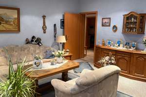 Gepflegte 2,5-Zimmer Wohnung mit Balkon und Wintergarten – Mülheimer Str. 300, 46045 Dümpten, Oberhausen – Vorschaubild 11