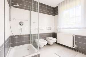 Bungalowrefugium mit Garten und Entwicklungspotenzial – Die vollständige Adresse der Immobilie erhältst du vom Anbieter., 42719 Gräfrath, Solingen – Vorschaubild 19