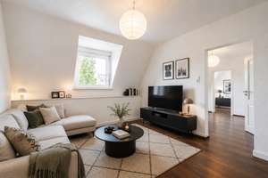 Bezugsfertig über den Dächern – 3-Zimmer-DG-Wohnung mit Einbauküche, provisionsfrei – 70190 Stöckach, Stuttgart – Vorschaubild 2