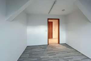Dreiraumwohung im Dachgeschoss in Altstadtnähe/ Hanseviertel – Staufenbergallee 35, 99085 Johannesvorstadt, Erfurt – Vorschaubild 8