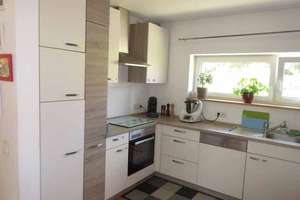 INDIVIDUELLES WOHNHAUS BAUJAHR 1999 MIT VOLLKELLER UND CARPORT, 128m² WFL, 680m² Grund – 92289 Ursensollen – Vorschaubild 11