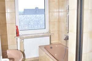 Borken-Trockenerfurth: Bezugfreies MFH mit 3 WE mit Sauna, Halle (100 m²) und großem Garten – Die vollständige Adresse der Immobilie erhältst du vom Anbieter., 34582 Borken (Hessen) – Vorschaubild 14