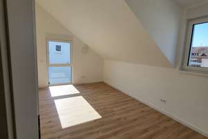 Platz für neue Ideen: Großzügiges Doppelhaus in Karlsruhe-Neureut – Kirchhofstraße 17, 76149 Neureut, Karlsruhe – Vorschaubild 11