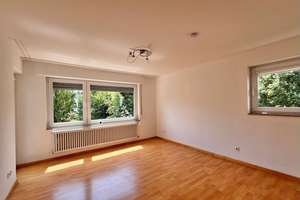 Reihenendhaus in Bietigheim-Bissingen (Wohngebiet Sand):  4 Zimmer, modernes Bad, EBK & Garten – Die vollständige Adresse der Immobilie erhältst du vom Anbieter., 74321 Bietigheim-Bissingen – Vorschaubild 10