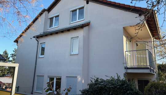 Bild von Doppelhaushälfte m. 4 Zi/Dachstudio u. Garage/SP in Niddatal-Ilbenstadt ! VON PRIVAT / OHNE MAKLER !