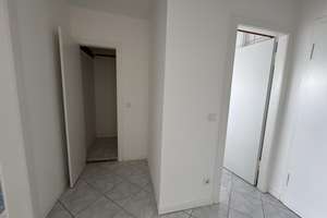 Ruhig wohnen mit Aussicht - 2-Zimmer-Wohnung im 6. OG mit Aufzug – Die vollständige Adresse der Immobilie erhältst du vom Anbieter., 40822 Mettmann – Vorschaubild 4