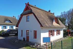 Charmantes Reetdachhaus in Koserow – Ideal zur Eigennutzung oder Ferienvermietung – Die vollständige Adresse der Immobilie erhältst du vom Anbieter., 17459 Koserow – Vorschaubild 4