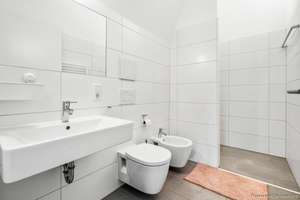 Urbanes Wohnen trifft auf historischen Charme!
Ihre 3-Zimmer Maisonette-Wohnung in der Altstadt! – 93047 Innenstadt, Regensburg – Vorschaubild 18