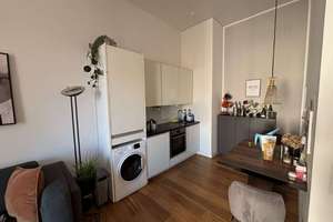 Modernisierte Altbauwohnung mit Balkon im Herzen von Charlottenburg: Stilvolles Wohnen! – Die vollständige Adresse der Immobilie erhältst du vom Anbieter., 10585 Charlottenburg, Berlin – Vorschaubild 6