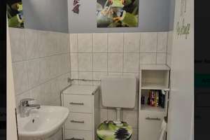 Geschmackvolle, sanierte 4-Zimmer-Wohnung mit Einbauküche in Reutlingen – Humboldtstraße 13, 72760 Reutlingen-Mitte, Reutlingen – Vorschaubild 7
