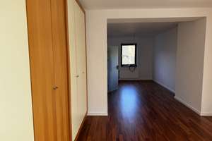 ERSTBEZUG NACH SANIERUNG -SÜßES APARTMENT MIT EBK UND EINBAUSCHRANK – Lessingstraße 33, 40227 Oberbilk, Düsseldorf – Vorschaubild 3