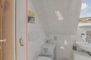Stilvoll sanierte 4,5-Zimmer-Maisonettewohnung mit Balkon & zwei Tageslichtbädern 🏡✨ – 70597 Degerloch (Ortsteil), Stuttgart – Vorschaubild 28