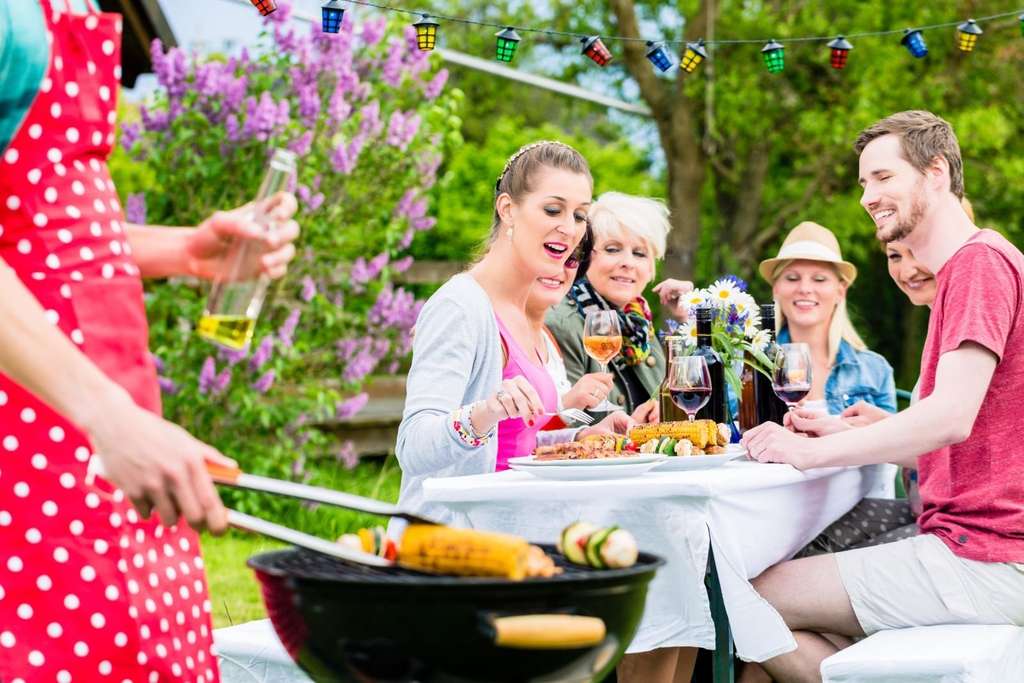 Immobilie in Coswig - Zweifamilienhaus mit schönem Garten im grünen Umland von Dresden - Bild 2