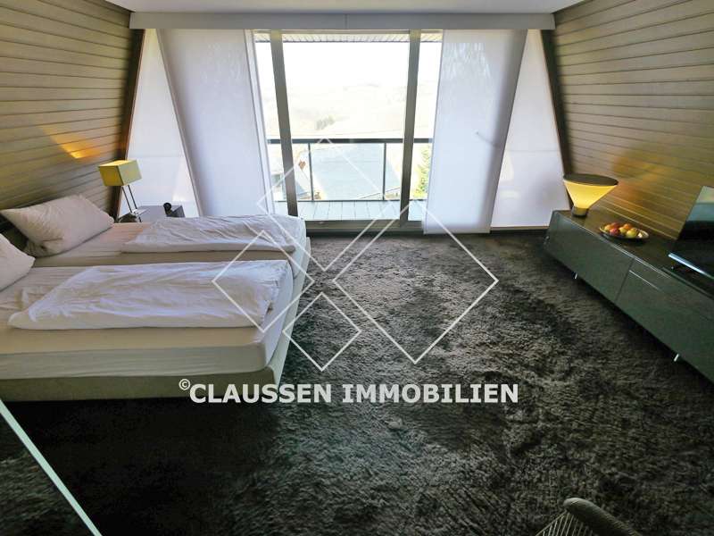 Immobilie in Hohenstein - Provisionsfrei für Käufer: Architektenhaus mit Designmöbeln, Kunst & Burgblick - Bild 3