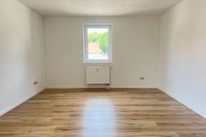 Lichtdurchflutete 2-Zimmerwohnung in SZ-Bad - Geräumig und Aufzug vorhanden! – Burgundenstr.  25, 38259 Salzgitter-Bad, Salzgitter – Vorschaubild 2