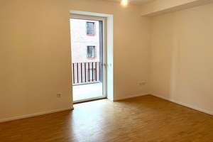 BOTHFELD | helle 4-Zimmer-Wohnung mit Parkettfußboden und Balkon  – Abendseglerweg  9, 30657 Bothfeld, Hannover – Vorschaubild 3