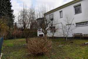 Abriss mit Neubebauung 
oder komplette Sanierung notwendig - 
Haus v. 1968, schöne Gartenanlage! – Berlin – Vorschaubild 9