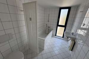 Superhelles Wohnzimmer! Wohnung für Paare oder Singles! – Hubertusstr. 144, 47798 Stadtmitte, Krefeld – Vorschaubild 6