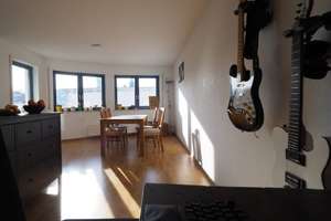 +++TOP Zentral in Ulm+++ Sonnige u. gepflegte 2-Zimmer Wohnung mit TG-Stellplatz – Karlstraße 22, 89073 Mitte, Ulm – Vorschaubild 3
