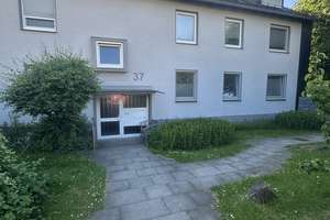 Cronenberg: vermietete Dachgeschosswohnung mit gepflegter Hausgemeinschaft und jungem Heizsystem – 42349 Cronenberg, Wuppertal – Vorschaubild 2