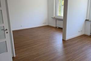Schicke 3-Zimmer-Wohnung in Toplage mit Balkon an der Düsseldorfer Rheinpromenade (Golzheim) – 40474 Golzheim, Düsseldorf – Vorschaubild 6