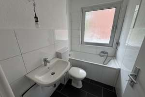 Wohnung für Singles! – Hubertusstr. 144, 47798 Stadtmitte, Krefeld – Vorschaubild 4