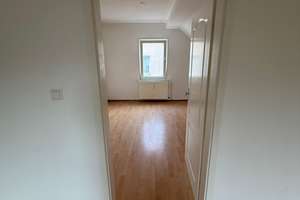 Charmante Altbauwohnung im Fachwerkhaus mit ausgebautem Dachboden – Menninghauser Straße 64, 42859 Zentralpunkt, Remscheid – Vorschaubild 7