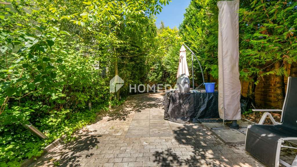 Immobilie in Dettingen an der Erms - Ein Haus mit Stil und Substanz! Kernsanierte Doppelhaushälfte mit modernem Wohnkomfort - Bild 1