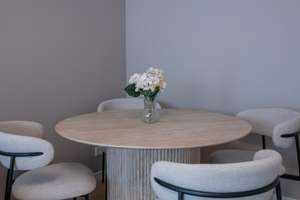 Stilvoll sanierte Balkon-Wohnung in Top-Lage am Ku'damm, Aufzug, Erstbezug – Johann-Sigismund-Straße 19, 10711 Halensee, Berlin – Vorschaubild 8