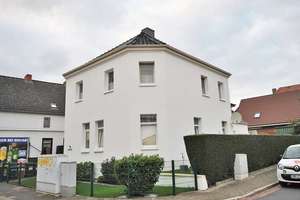 Moderne 5-Zimmer-Maisonette Wohnung  – Kapitän-Dallmann-Straße 48, 28779 Blumenthal (Ortsteil), Bremen – Vorschaubild 1