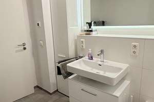 Helle hochwertige 3-Zimmer-Wohnung mit Balkon und TG Stellplatz – Die vollständige Adresse der Immobilie erhältst du vom Anbieter., 93053 Galgenberg, Regensburg – Vorschaubild 11
