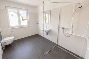 barrierefreies Wohnen 3-Zimmer-Wohnung mit BALKON, offene Küche, Lift – Bufleber Straße 2a, 99867 Gotha – Vorschaubild 6