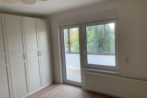 WG Zimmer mit Balkon im Reihenmittelhaus in Hanau + Garten – Die vollständige Adresse der Immobilie erhältst du vom Anbieter., 63454 Kesselstadt, Hanau – Vorschaubild 1