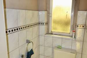 Viel Potenzial für Neues. 2-Familienhaus aus der Gründerzeit mit Garten – Die vollständige Adresse der Immobilie erhältst du vom Anbieter., 42655 Solingen-Mitte, Solingen – Vorschaubild 11