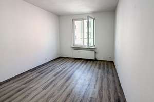 "Top Lage Nürnberg Luitpoldviertel" Charmante 3-Zi-Altbau-ETW in gepflegtem MFH mit Balkon – Die vollständige Adresse der Immobilie erhältst du vom Anbieter., 90461 Glockenhof, Nürnberg – Vorschaubild 9
