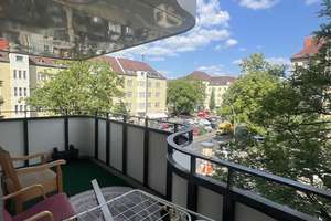 Freie 2-Zimmer Wohnung mit Balkon