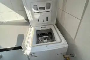 Exklusive, sanierte 2-Zimmer-Wohnung mit EBK in Stuttgart – Stuttgart – Vorschaubild 4